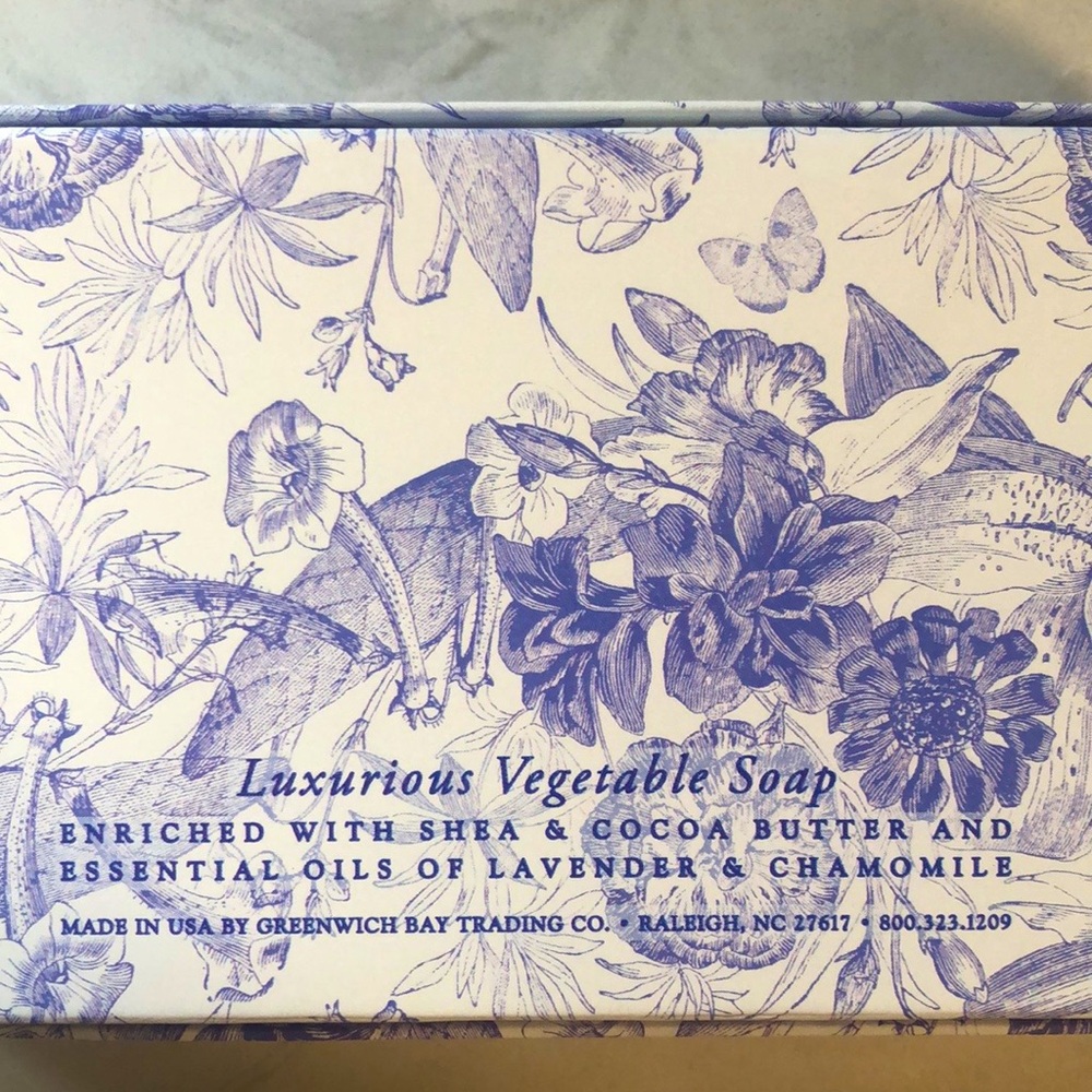 Greenwich Bay Trading Co. Soap in Lavender Chamomile - Picture 4 of 4